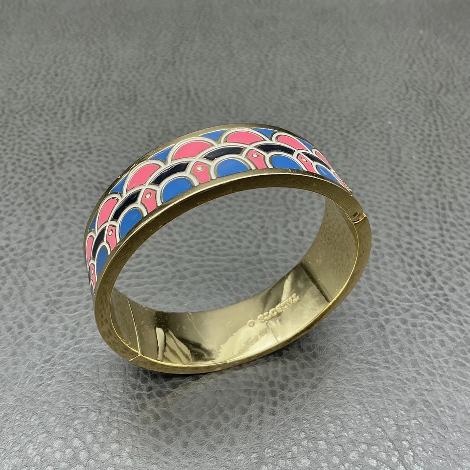 Brazalete Brazalete Talbots Esmalte Tono Dorado Patrón Geométrico Rosa Azul 7.5 Pulgadas Foto 2 de 4
