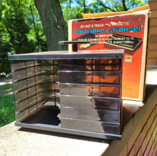 Vtg 1973 8-Track or Cassette Storage Carousel by Service For 24 Cartridges w/Box
