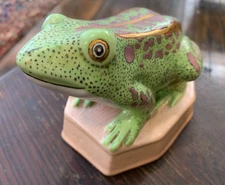 Wonderful Maitland Smith Porcelain Frog Green & Purple