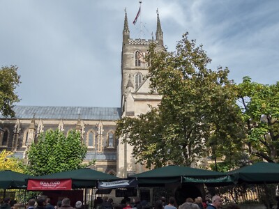 Foto 12x8 Southwark Cathedral, London SE1 wie vom Borough Market aus gesehen. c2015