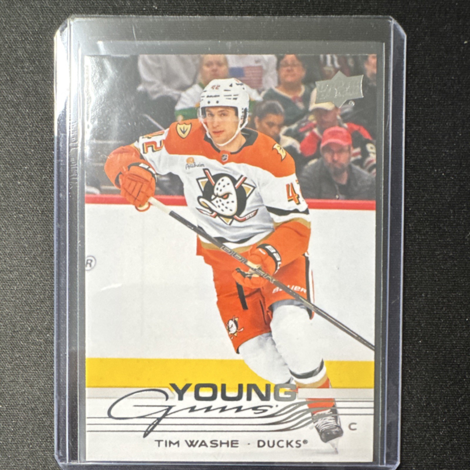 Upper Deck 2025-26 Series 1 Young Guns Tim Washe #206 Anaheim Ducks Hockey