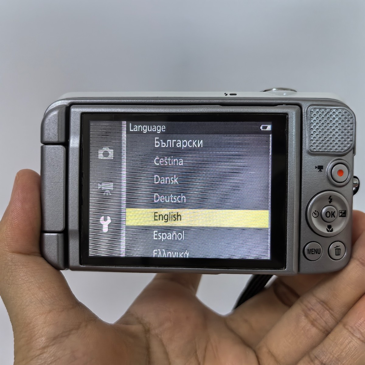 GOOD Nikon Coolpix S6600 16.0MP Compact Digital Camera 12x Zoom