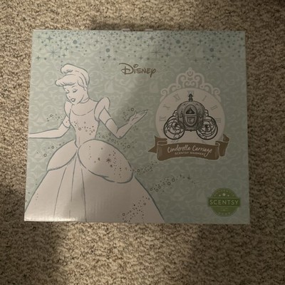 NIB Limited Edition Cinderella Carriage Scentsy Warmer