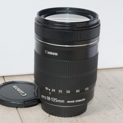 Canon EF-S 18-135mm f/3.5-5.6 IS Lens *WORKING* Stuck in Autofocus