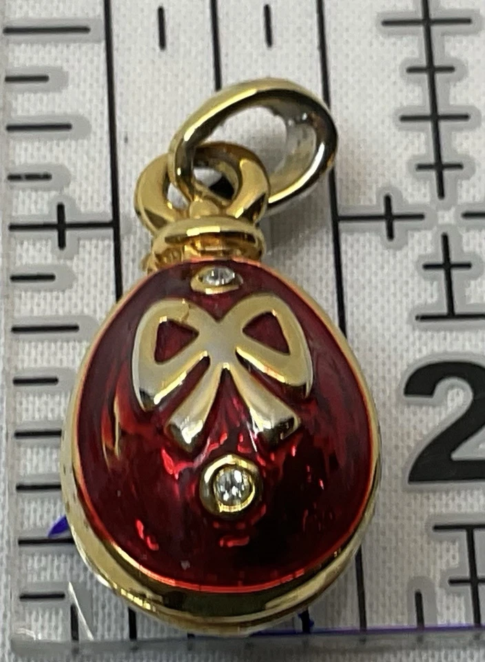 Colgante en forma de huevo esmaltado rojo brillante - 1 pulgada Foto 3 de 4