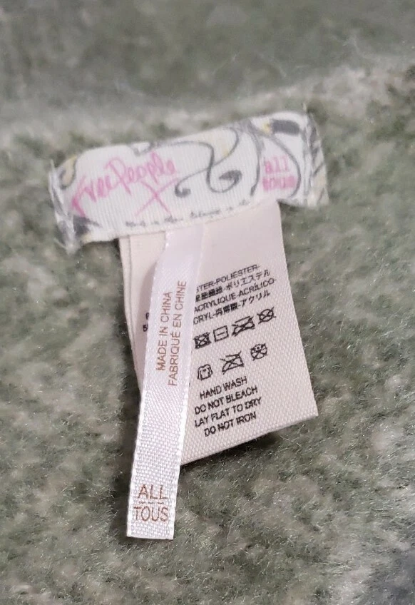 Free People Women's Green Herringbone Blanket Scarf One Size 18"×94" w fringe. - Image 4 of 4