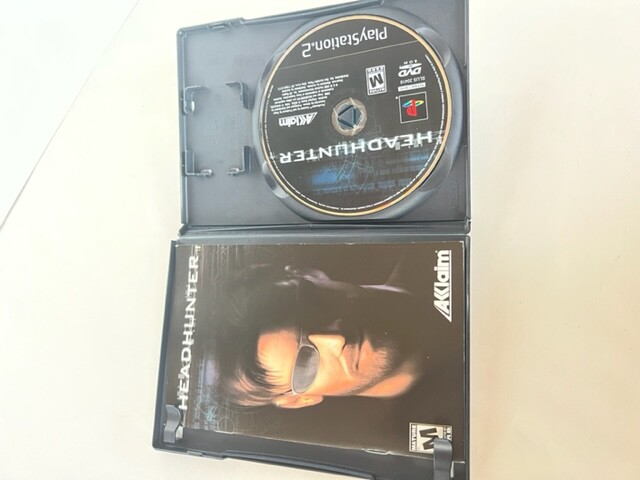 HEADHUNTER 北米版　PlayStation2 Playstation 2 Video Game Play Station PS2 two box 2002