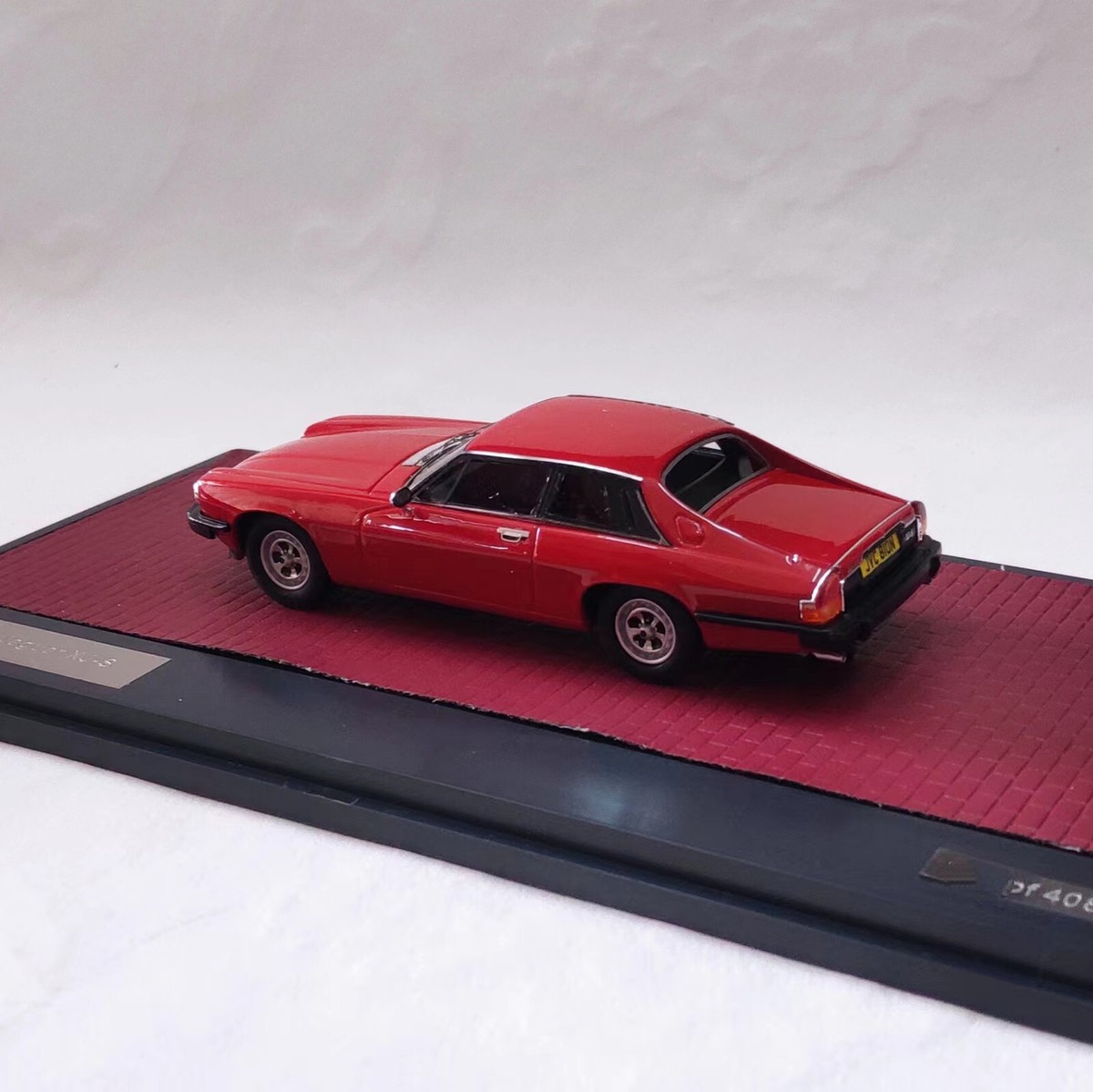 Matrix Resin Model Car 1/43 Jaguar XJ-S Coupe 1975 red | eBay