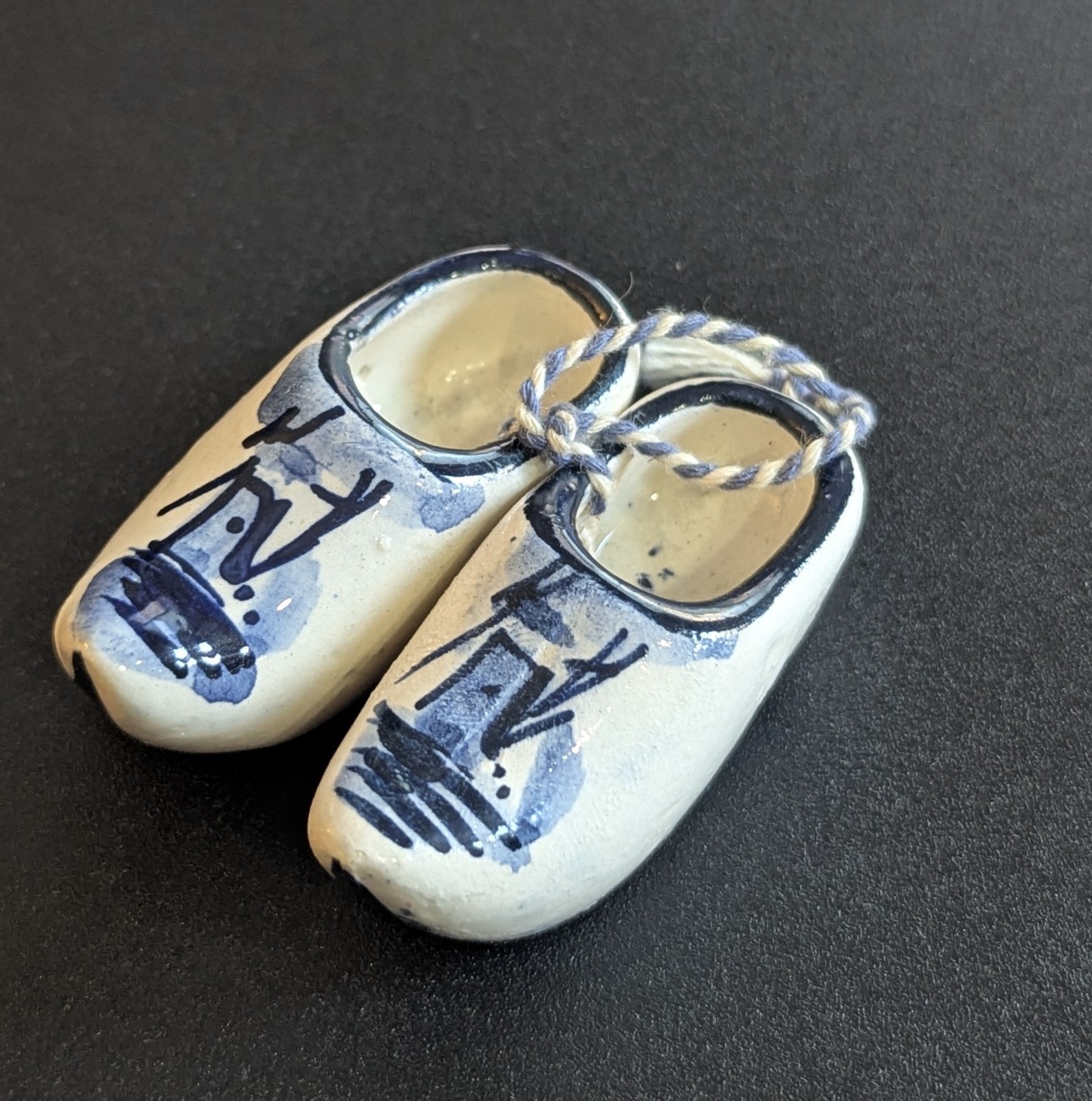 Vtg 1970's Mini Delft Dutch Clog Shoes Windmill Holland 2