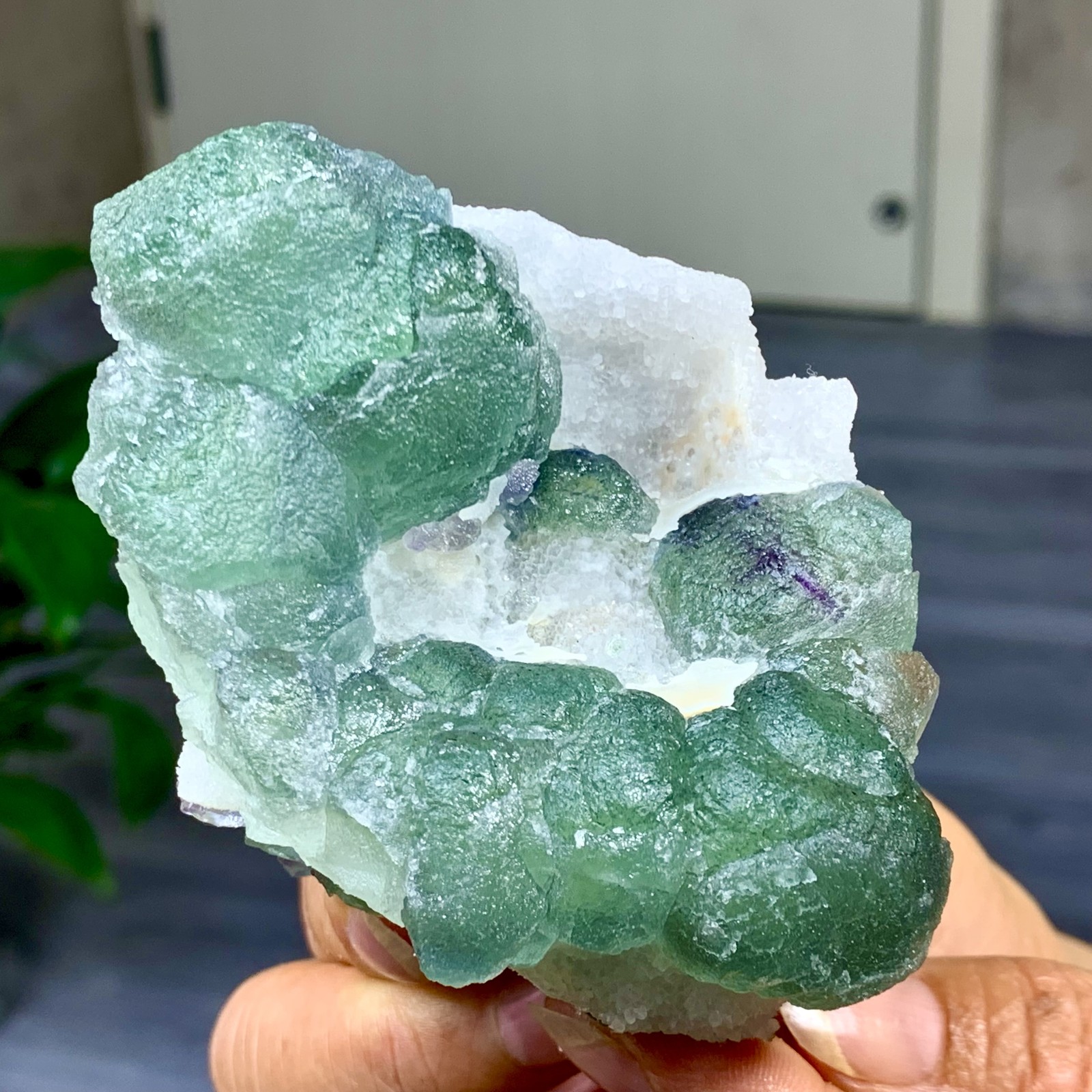 285G Natural Transparent Green Cubic Fluorite Crystal Specimen from China