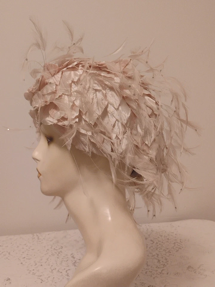 Vintage Extra Unique One Of A Kind Red Feather Designer Fantasy Ladies Red... - Image 4 of 4