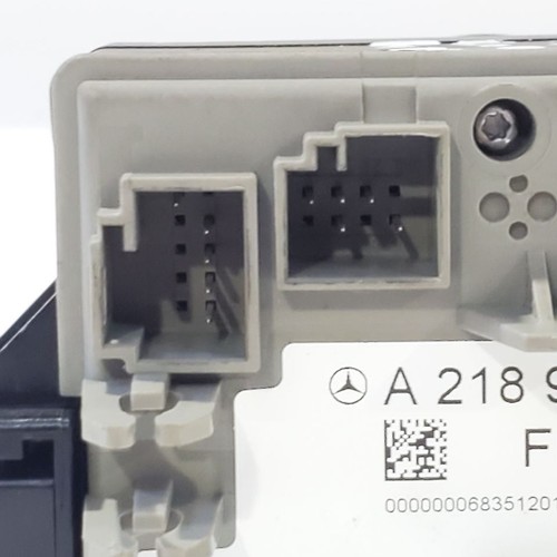 2014 Mercedes E350 OEM Ignition Switch With Key - Picture 9 of 14