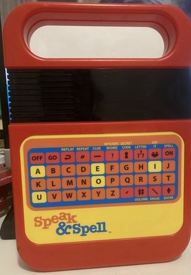 Vintage Speak and Spell Texas Instruments. Works