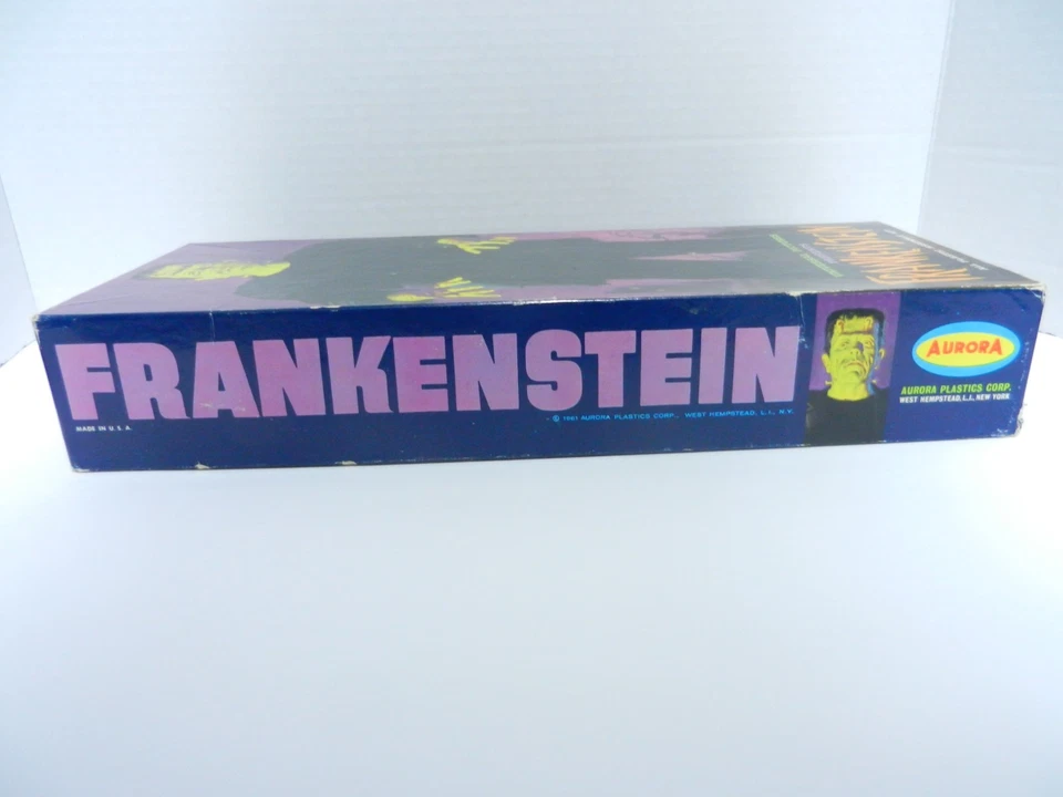 ORIGINAL AURORA FRANKENSTEIN MODEL KIT 1961 COMPLETE UNBUILT UNPAINTED - Image 2 of 4