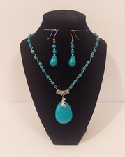 Silvertone And Turquoise Colored Necklace And Pierced Earrings Set