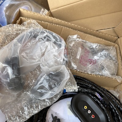 Media-System DVD MOPAR 82208655AB, Voyager RG. -2300 NP - SET   Kopfhörer  .