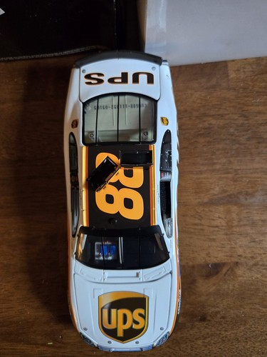 Nascar 1/24 Action 2006 Dale Jarrett 88 Ford Fusion UPS Limited Edition Racecar - Picture 14 of 17
