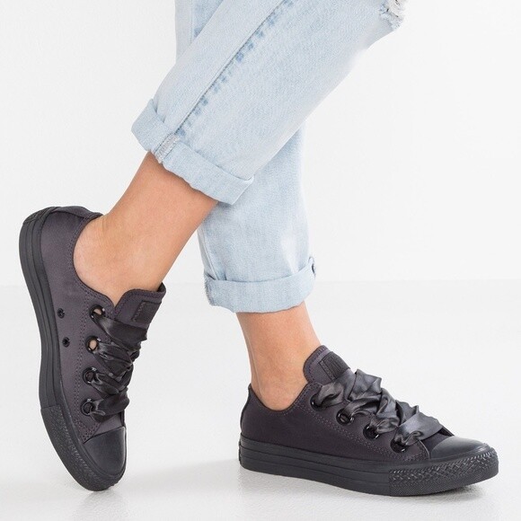 converse big eyelets black