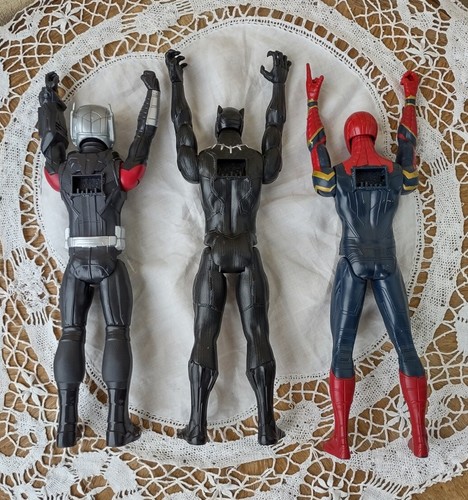 Action Figure Marvel Avengers Titan Hero Hasbro Iron Spiderman Black Panther Ant - Picture 7 of 12