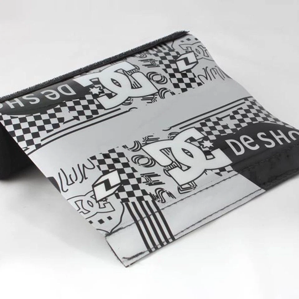 Sturdy Black/Silver Fancy DC Sponge Foam Crossbar Protection Pad for Bikes 7.9" - Image 2 of 3