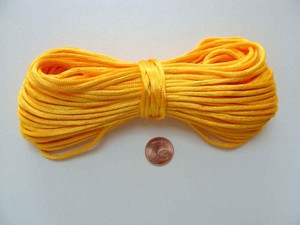 Fil Queue de rat 2mm en echeveau 18m cordon satiné VERT DIY loisirs bijoux