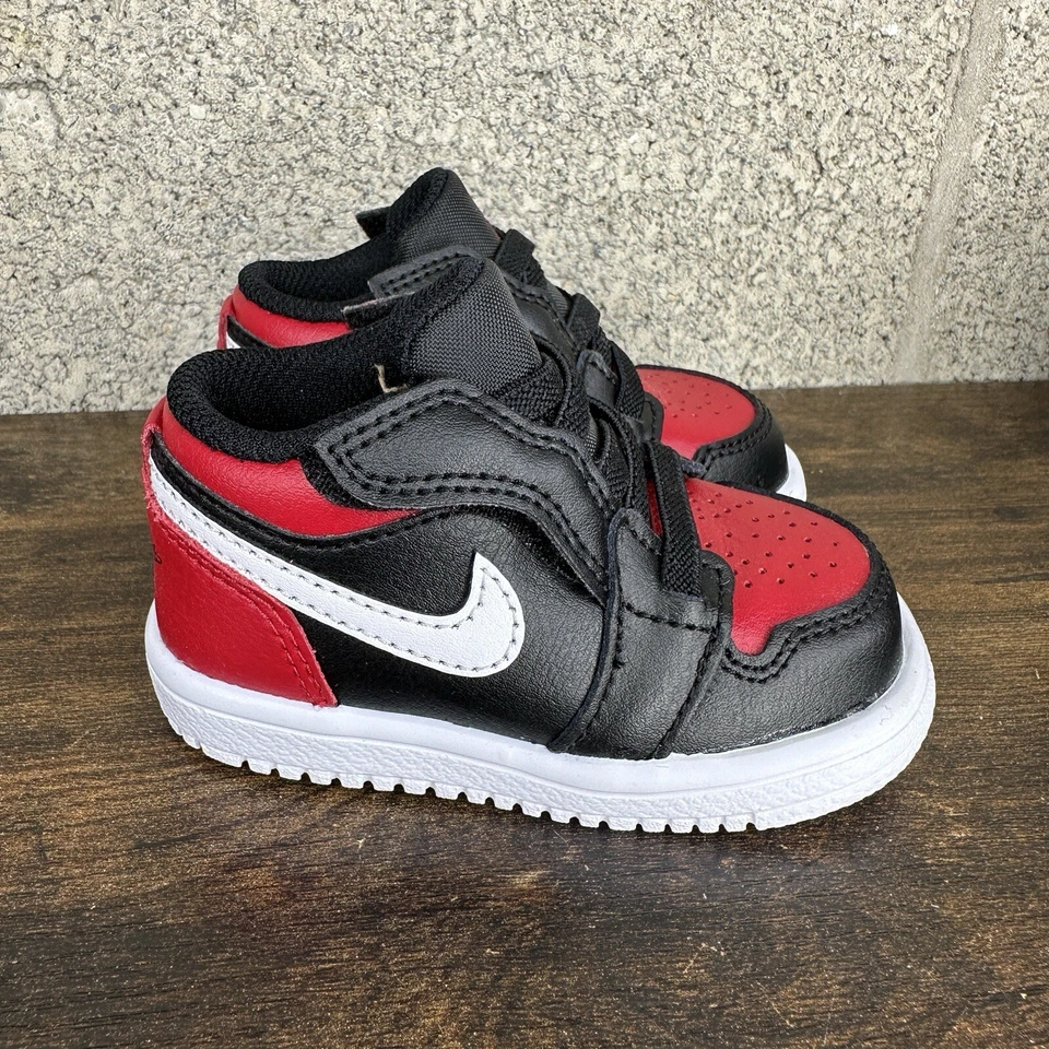 Nuevo Nike Air Jordan 1 Low ALT (TD) BLANCO-NEGRO-GIMNASIO ROJO CI3436-066 Talla 4C Foto 2 de 4