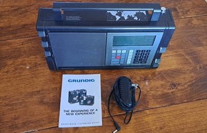 Grundig Satellit 700 Shortwave Radio - FM AM SW 