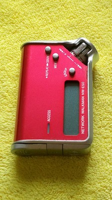 Sony Walkman NW-E50 MP3 Music Player 128M Oil Can Shape