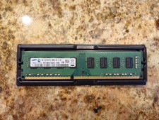 Samsung PC3-10600U DDR3 4GB Memory Module M378B5273CH0-CH9