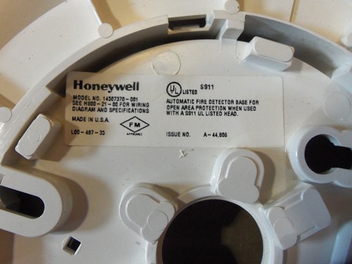 NEW HONEYWELL 14507370-001 14507370001 WHITE FIRE ALARM BASE - Picture 3 of 3