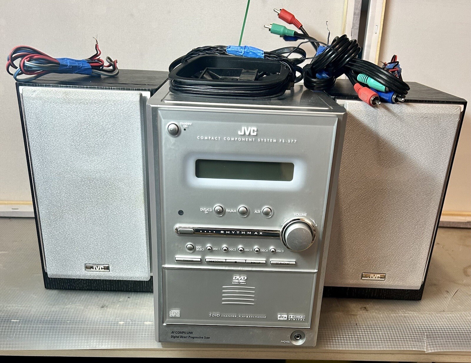 JVC SHELF SYSTEM FS-S77 Stereo AM/FM/AV CD/DVD/Video-Out Player No Remote