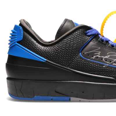 DJ4375-004 Off-White × Nike Air Jordan 2 Low Black and Varsity