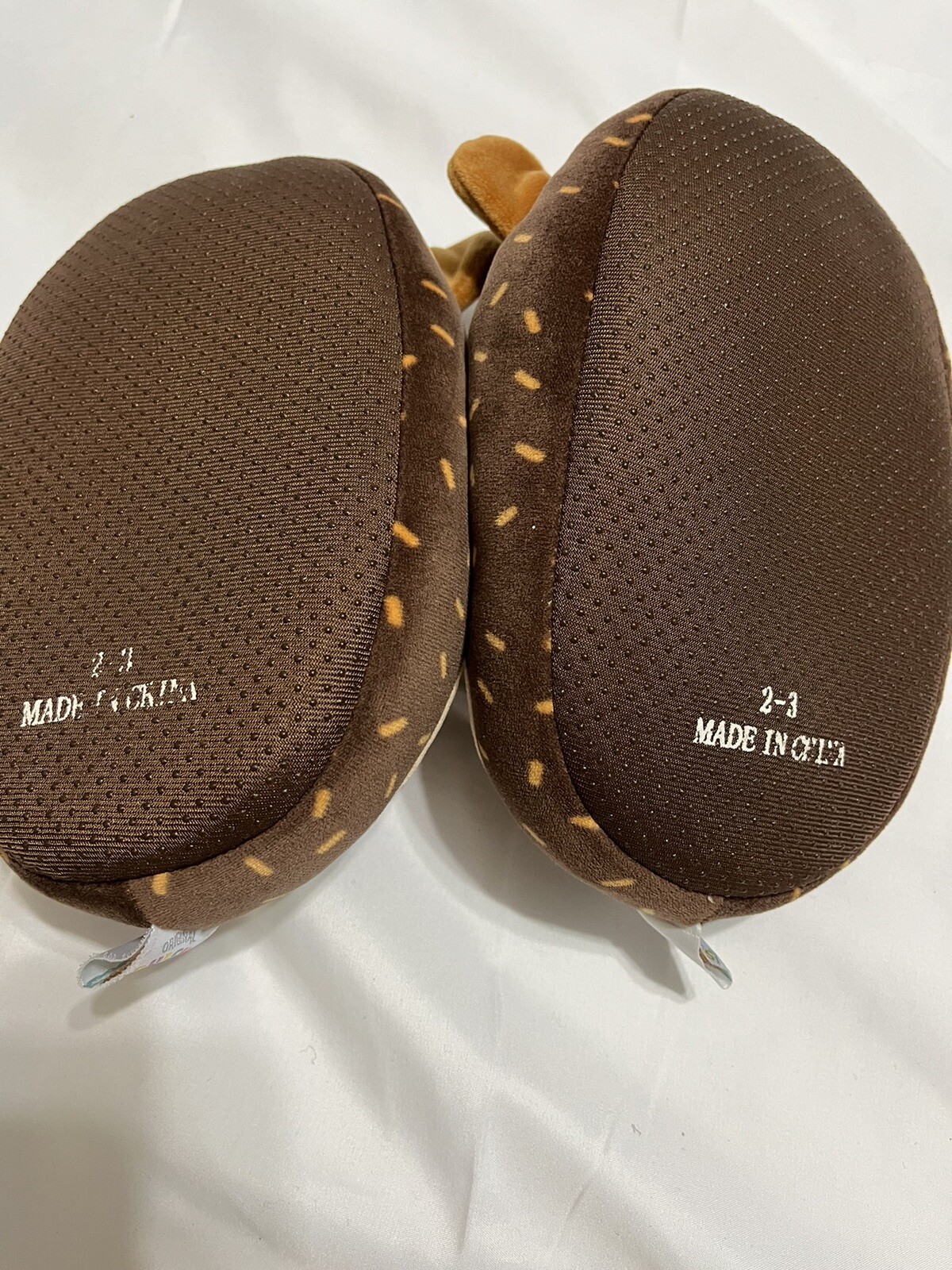 APL SQUISHMALLOW PANTOFOLE HANS THE HEDGEHOG BAMBINO TAGLIA 2 3