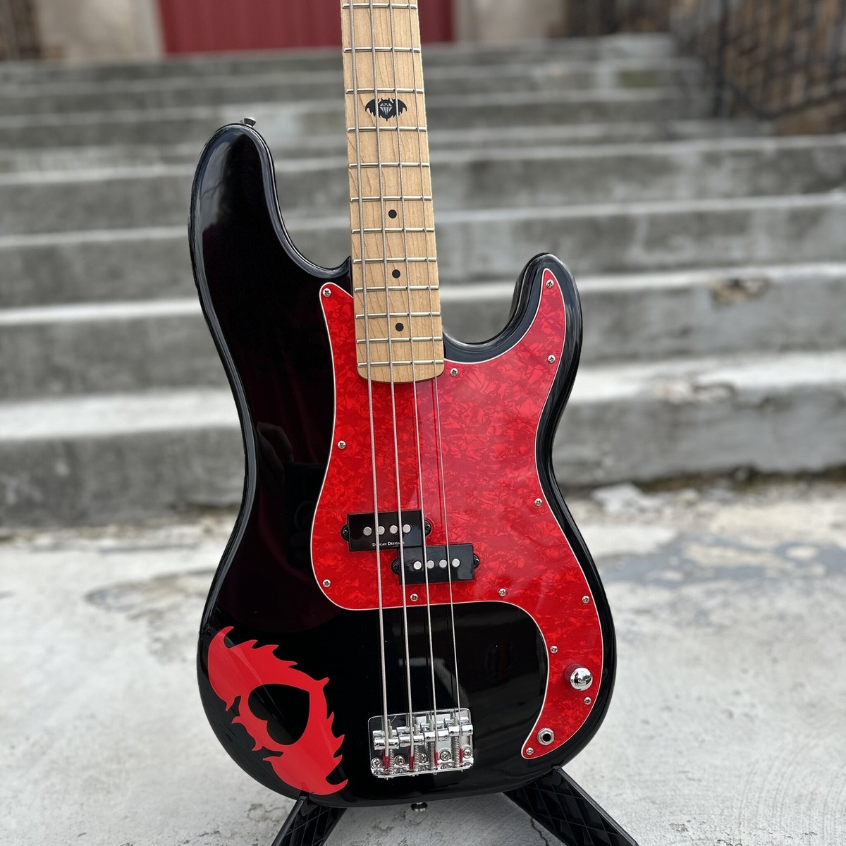 Squier Pete Wentz Signature Precision Bass | eBay