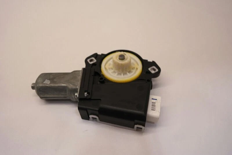 Оригинальный двигатель люка для GMC Sierra 2007-2013 годов выпуска - Изображение 4 из 4