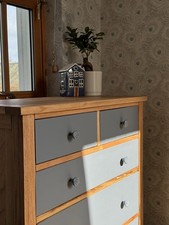 Upcycled - Solid Oak Chest of Drawers. ✨ Measurements - L90cm x D42cm H96.5cm