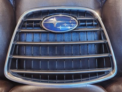 OEM SUBARU B9 TRIBECA UPPER CENTER FRONT BUMPER GRILLE EMBLEM TRIM COVER N3