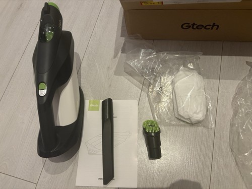 Kit Accessori Gtech ProLite MM001 - Supporto A Parete, Tubo E Spazzola - Nuovo