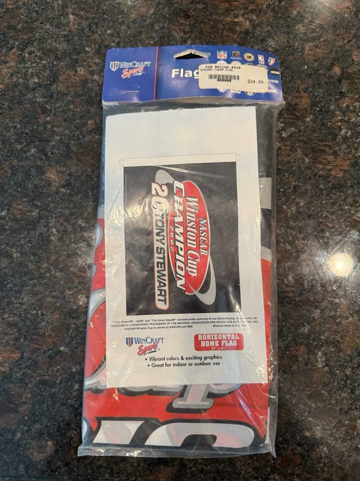 NOVO na BOLSA Tony Stewart Flag - Winston Cup Champion - Imagem 2 de 2