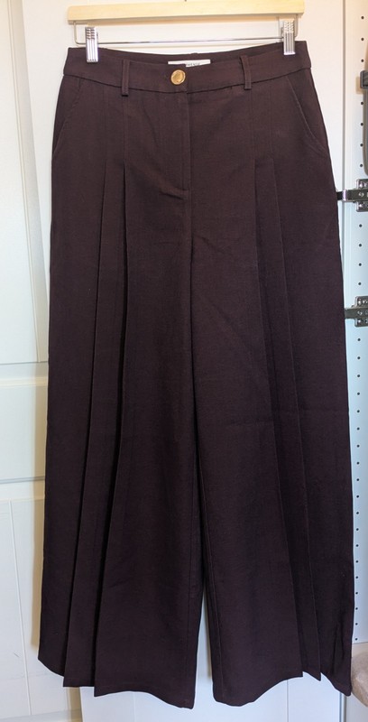 NWT Commense Mid-Waist Pleated Wide-Leg Pants (Sold Out)