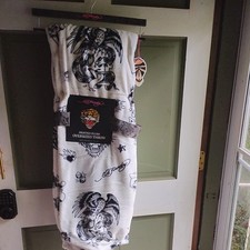 Ed Hardy Tattoo Printed Plush Oversized Throw Blanket Tiger Skull Dice White NEW