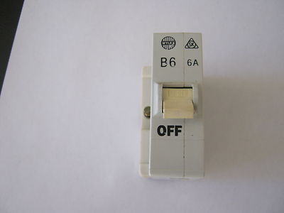 BS60898//3871 WYLEX B10 10 AMP 10A PLUG IN MCB WITHOUT BASE SHIELD