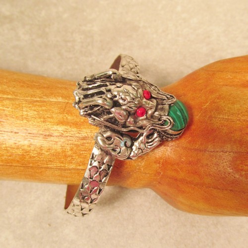 Tibetan Nepal Malachite Unisex Gemstone Magical Carved Dragon Cuff Bracelet - Picture 6 of 7