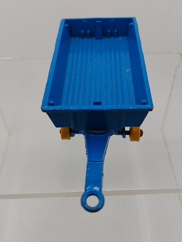 Vtg. 1967 Matchbox/Lesney 39c; Ford 5000 Tractor; Blue & Yellow W/ #40 Hay... - Picture 18 of 20