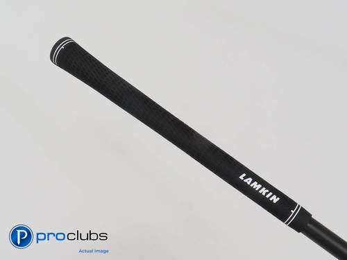 Left Handed Cobra Aerojet 10.5* Driver - Fujikura Motore X F3 6-R Regular 397932 - Picture 4 of 4