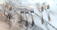 Lote Mixto de Cubiertos Ercuis, Plateado Vieux Paris, Tenedor Cuchara Cuchillo Mantequilla