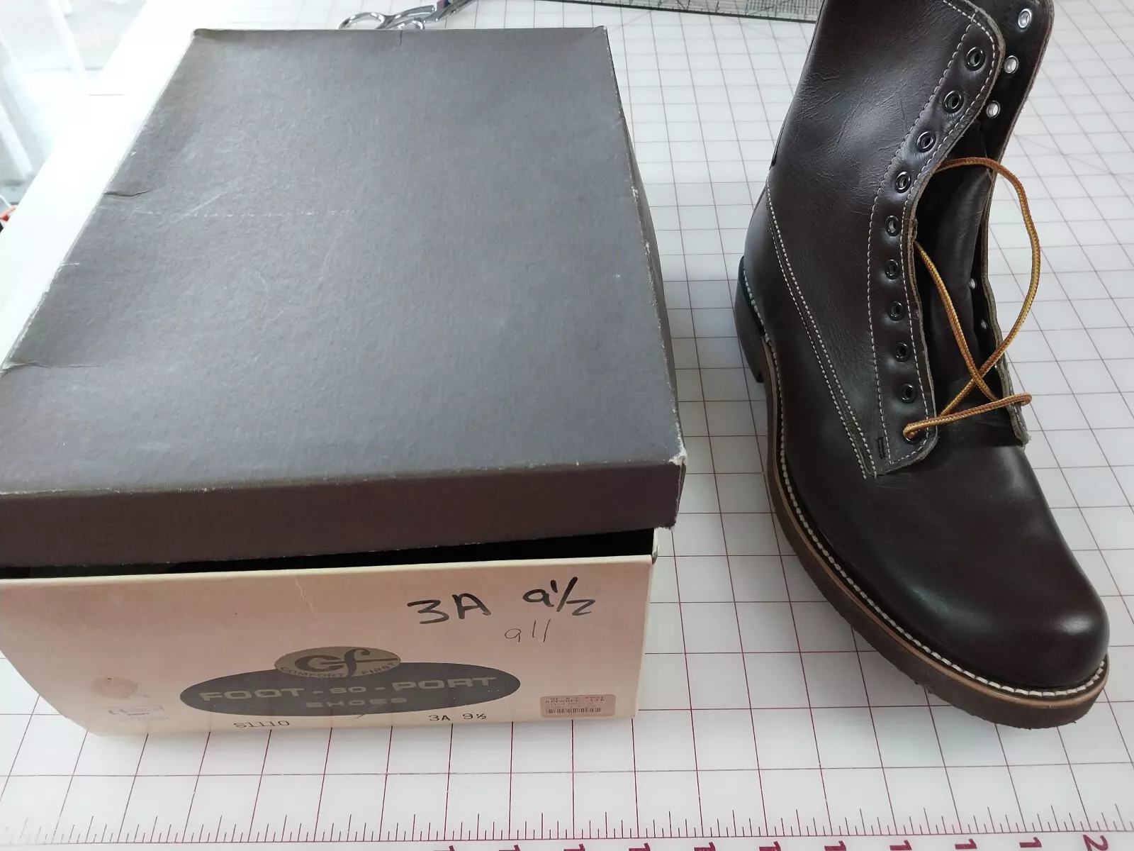 Bottes à lacets vintage FOOT SO PORT cuir marron homme taille 9 1/2 AAA NOS
