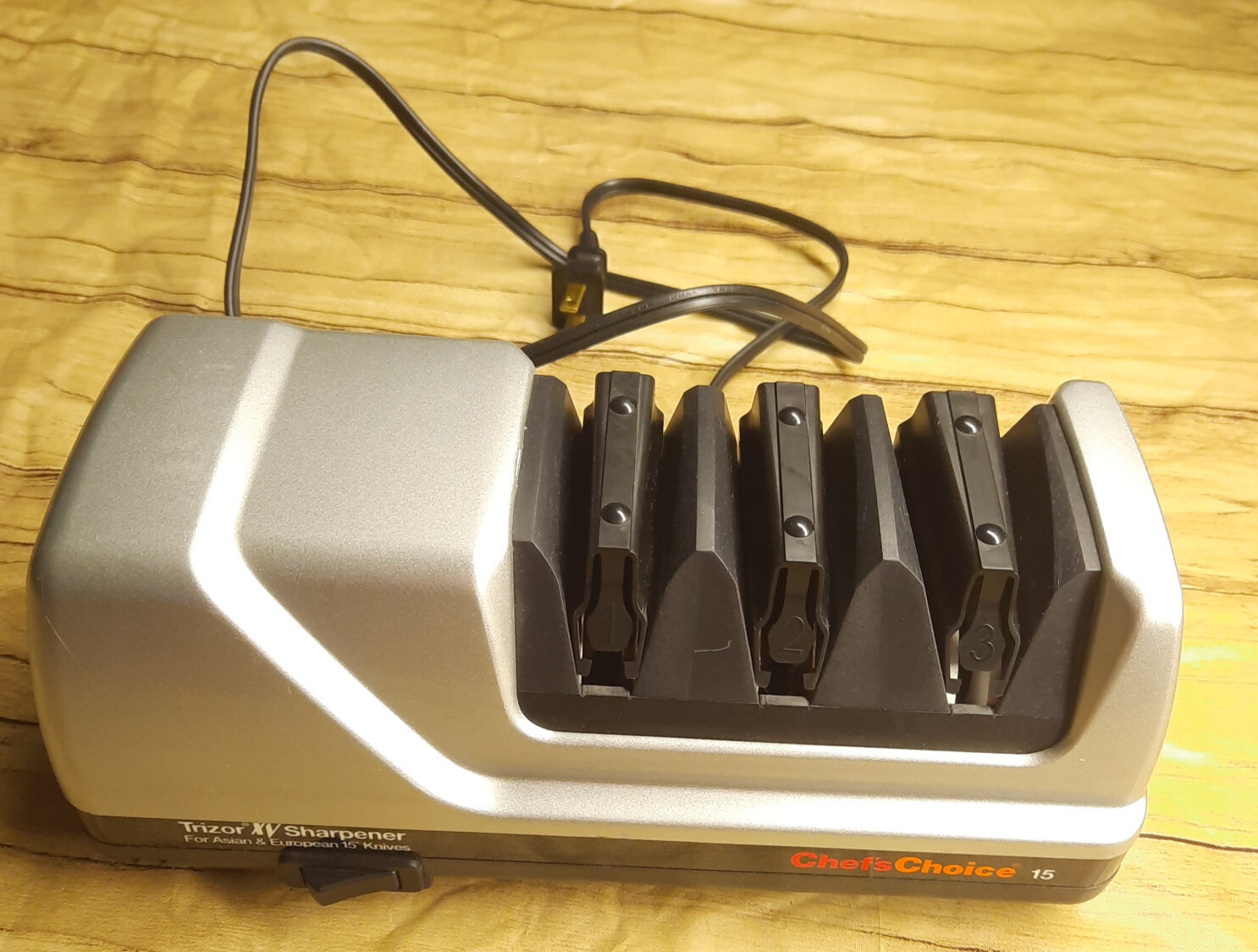 Chefs Choice Trizor XV Sharpener Electric Stage Knife Sharpener