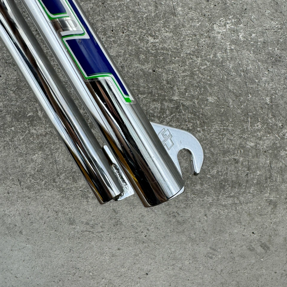 GT BMX Fork 1 1/8 in Threadless NOS 990 20 in Old School BMX Freestyle 00 90s OG - Image 3 of 4