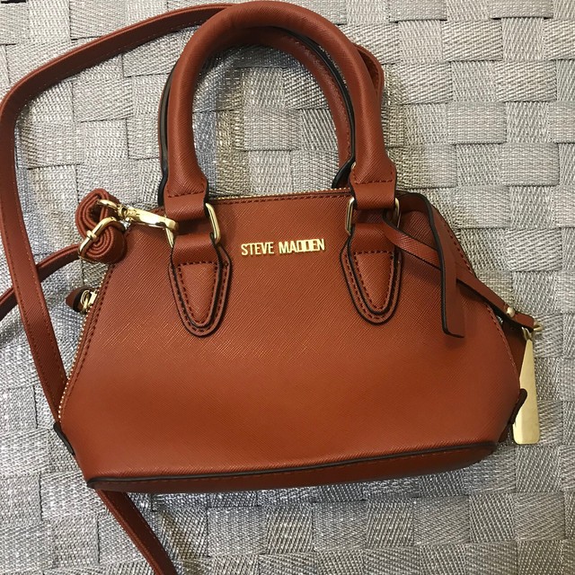 steve madden blogo satchel